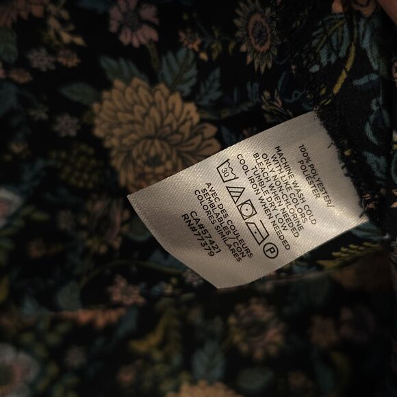 LOFT dark Floral Blouse – Size 16 romantic goth flowy whimsigoth workwear office - Picture 9 of 11